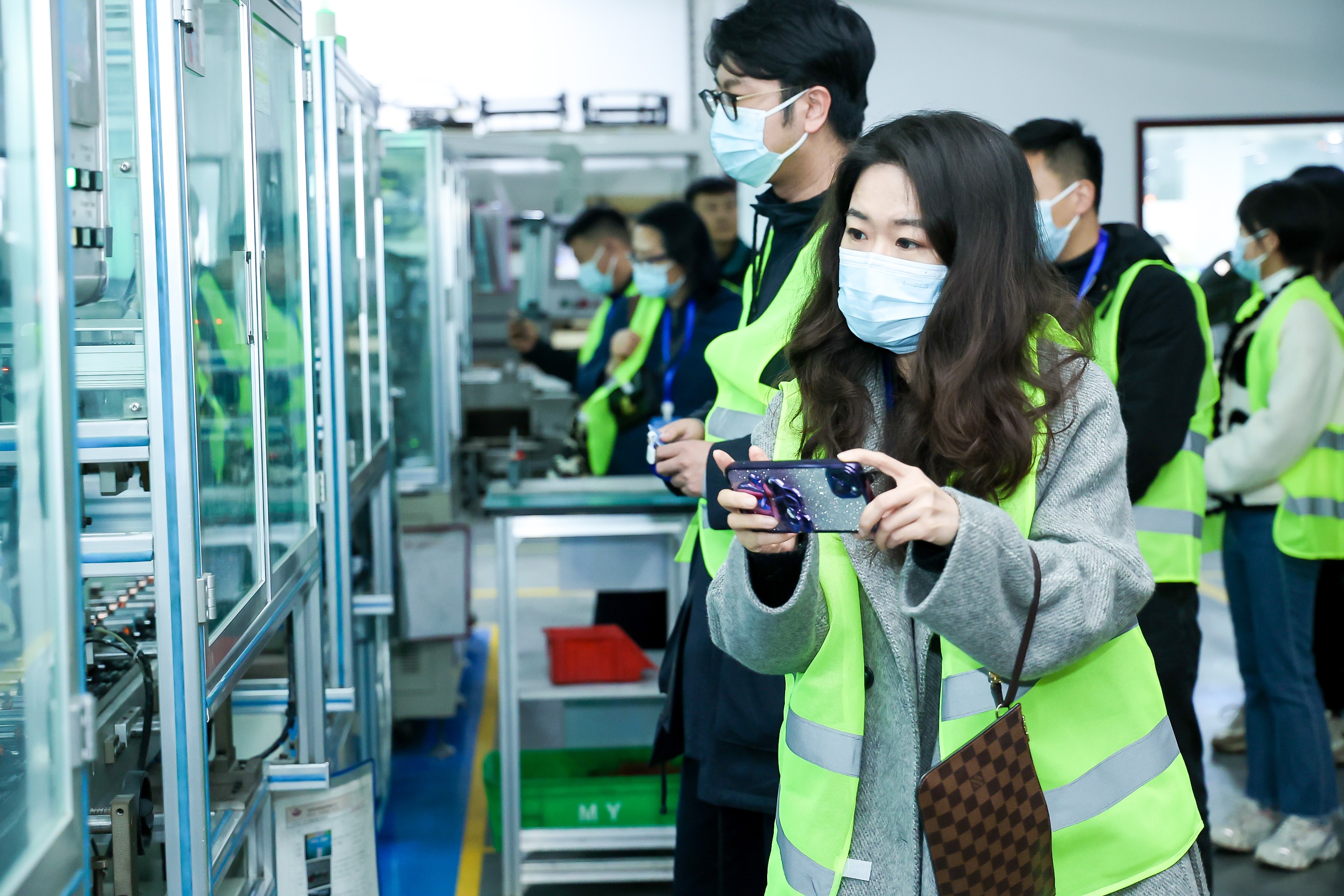 开元体育·(中国)官方网站媒体团探厂锐迈工厂解锁芝华仕头等舱背后的健康舒适密码(图4)
