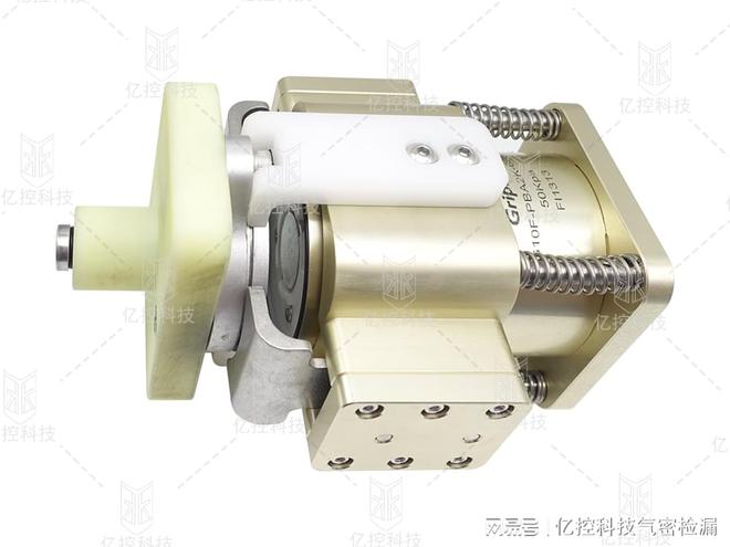 开元体育格雷希尔用于自动化机械手抓取的防爆阀快速接头提高电池包的产能(图2)