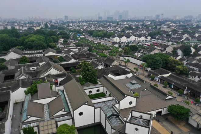 开元体育在哪里上大学好？不单是北上广深张雪峰力荐6个城市读研更好(图2)