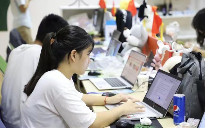 开元体育·(中国)官方网站最容易拿到“铁饭碗”的十大专业：法学位居第二金融学榜上(图3)
