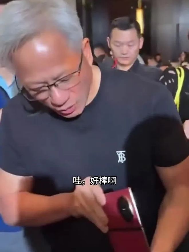 开元体育游戏大厂老板阴阳员工公关急速上线善后：员工上下班奔驰接送；赵明离职后荣耀(图4)